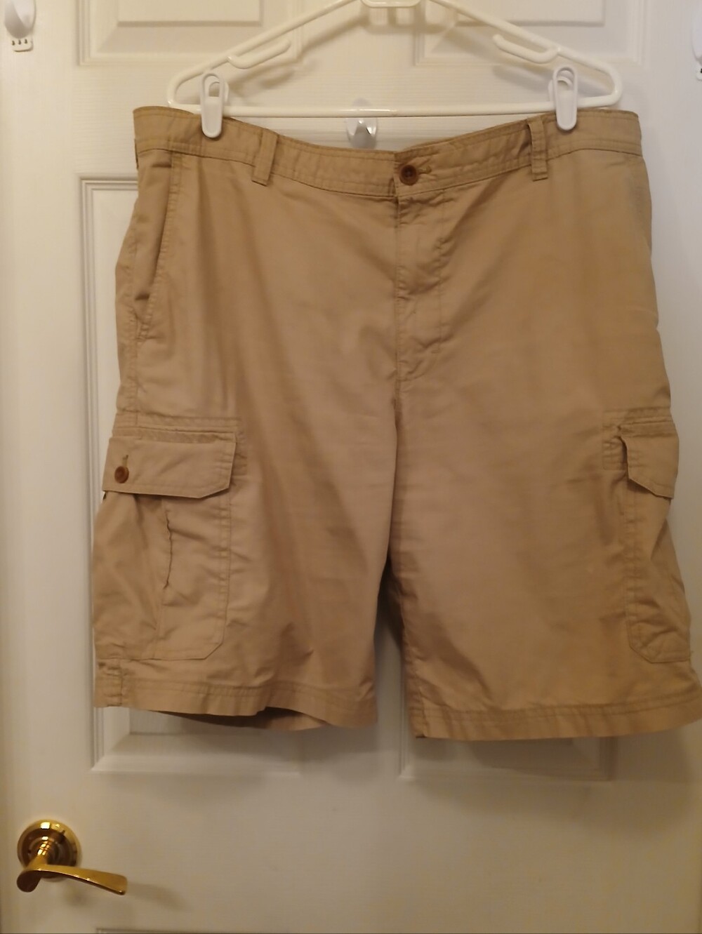 Izod Men's Khaki Vargo Shorts Size 38 - 40 Cotton Casual Utility Outdoor Casual